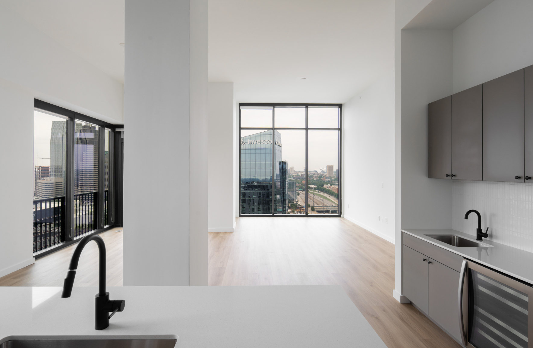 Living room in an Emmi Midtown's luxury penthouse apartment in Atlanta, GA
